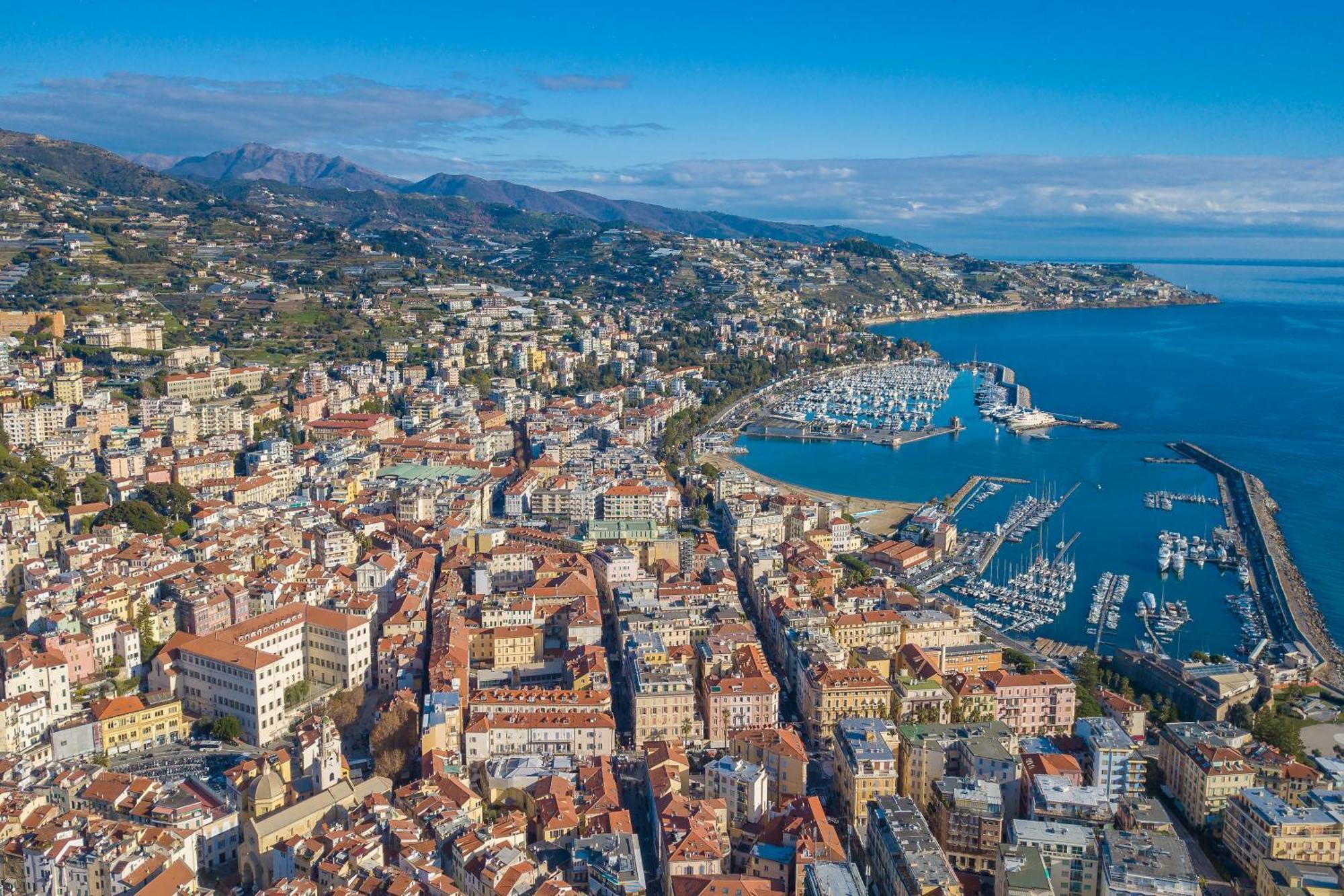 Casina Cato - Happy Rentals Sanremo Esterno foto